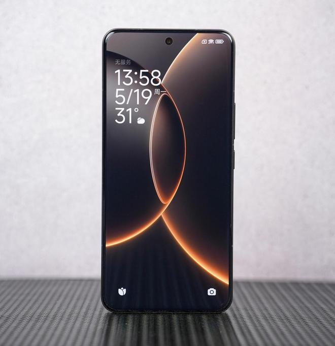 解析：直屏+新芯片+大电池亮点多多！爱游戏ayx网站小米16系列规格全(图3)